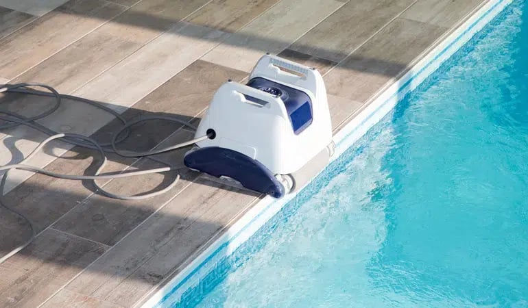 Frais de maintenance d’une piscine enterrée